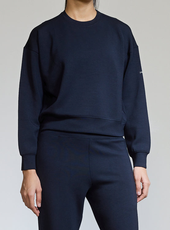 Aeroclouds Womens Retreat Crew Neck Black