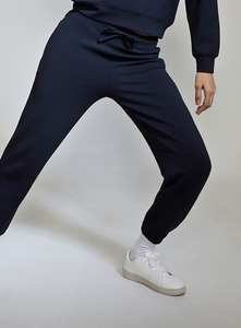 Aeroclouds Women's Retreat Jogger Pants Black