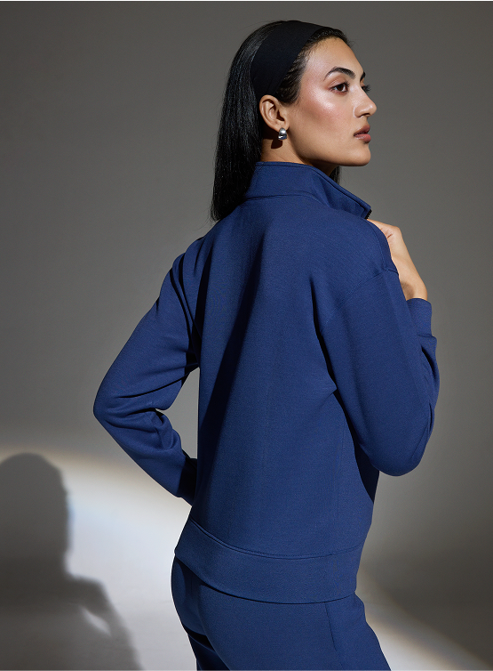 Aeroclouds Retreat Turtle Neck Pullover Luna Blue