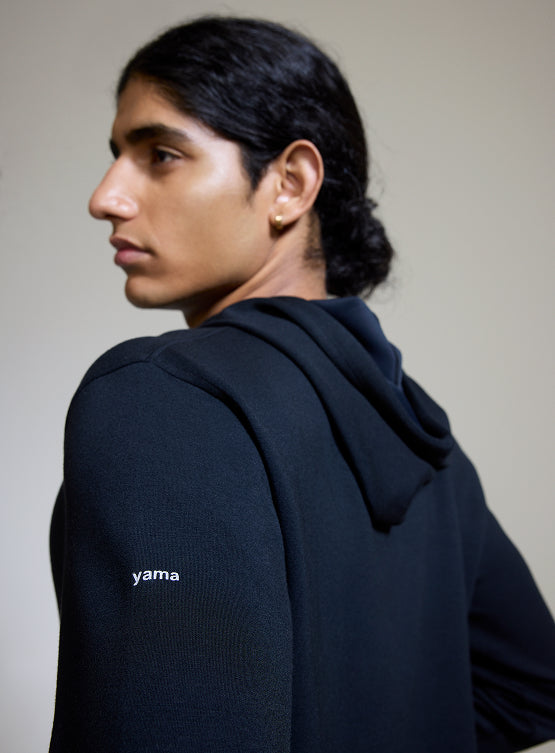 Aeroclouds Retreat Set Hoodie and Joggers Black