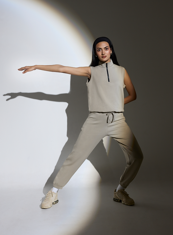 Aeroclouds Women's Retreat Jogger Pants Beige