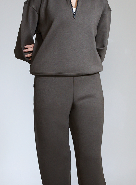 Aeroclouds Women's Retreat Jogger Pants Olive