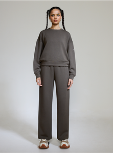 Aeroclouds Womens Retreat Crew Neck Olive