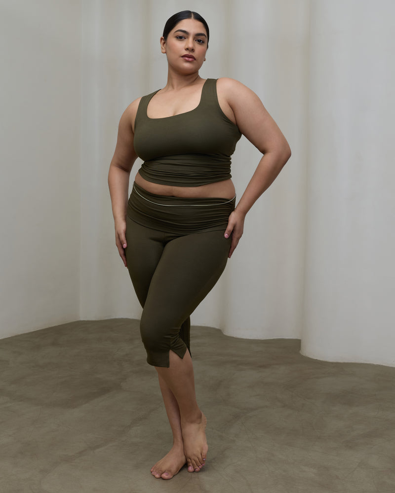 aeroyama™ Foldover Capri