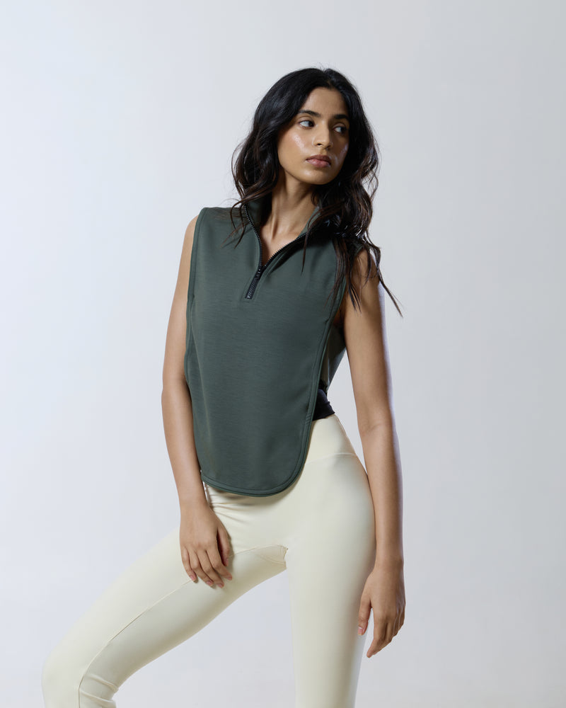 aeroclouds™ Sleeveless Cutout Pullover