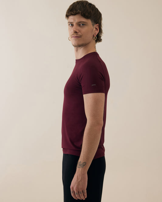 Aero Set Deep Berry Slim Fit Short Sleeve Tee and Midnght Black Pants