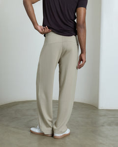 aeroclouds™ Straight Fit Pants
