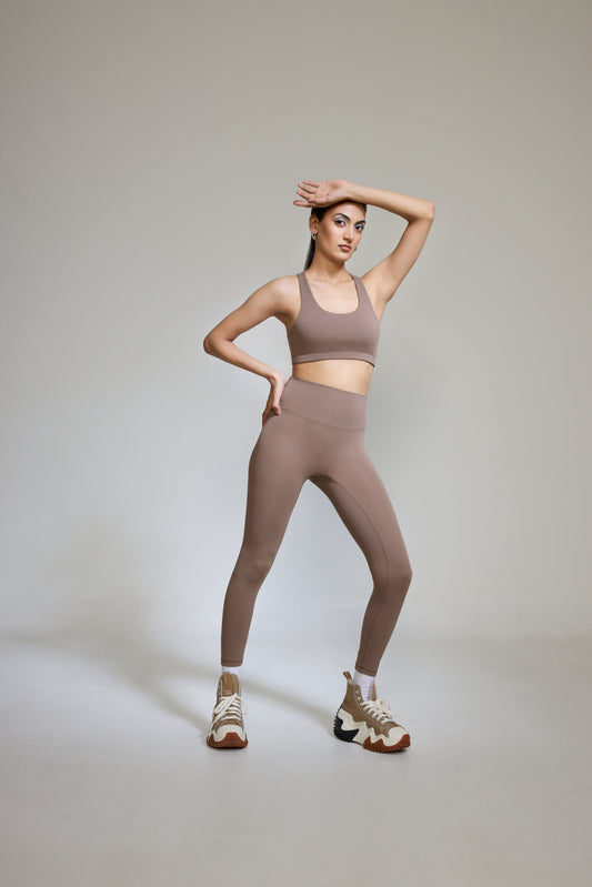 Intense Set Racer Back Bra and Leggings Caramel Brown
