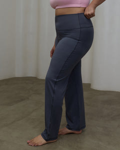 aeroyama™ Flared Yoga Pants
