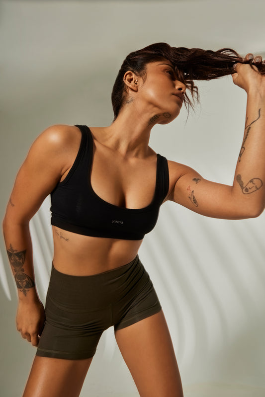 Aero Set Athletic Bra and Hot Shorts