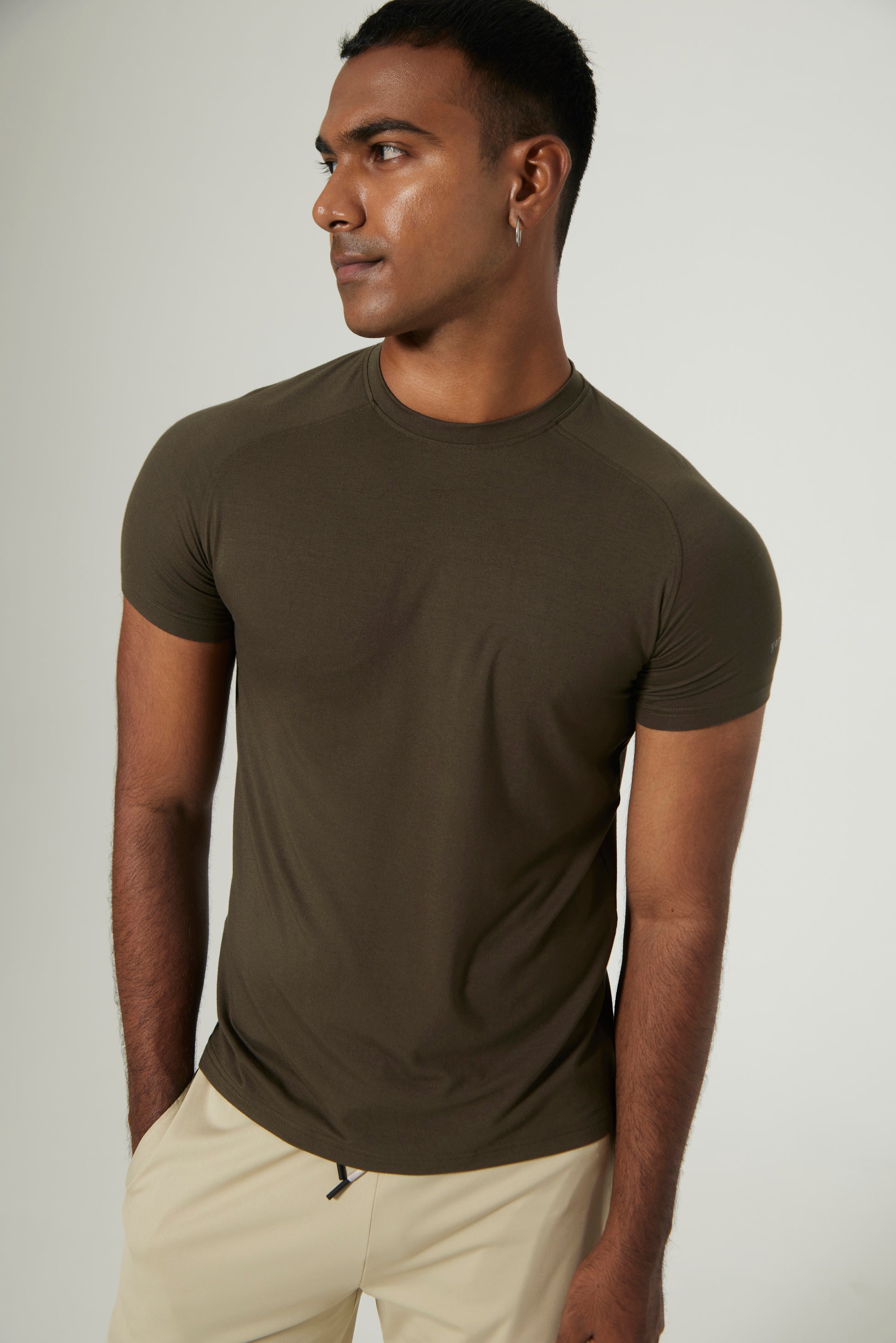 Aero Slim Fit Tee Short Sleeves Olive