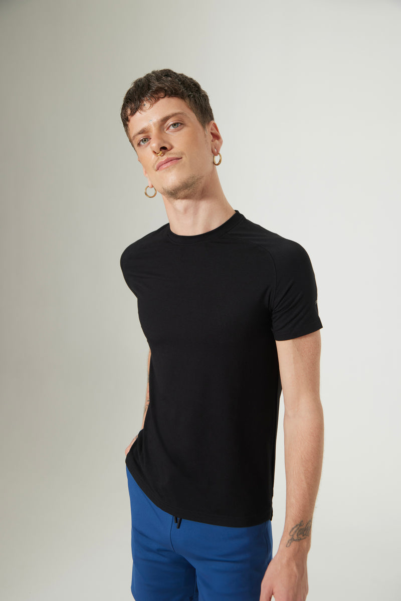 Aero Slim Fit Tee Short Sleeves Midnight Black