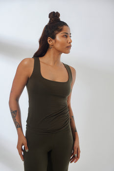 Aero Tank Top Olive