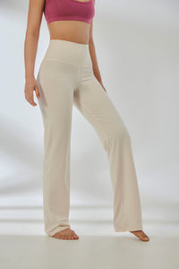 Aero Flared Yoga Pants Vanilla White