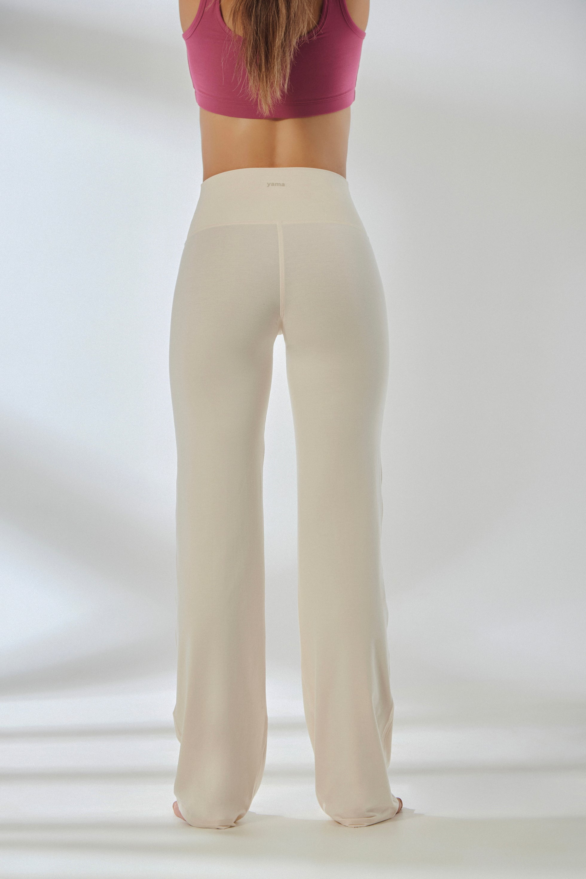 Aero Flared Yoga Pants Vanilla White