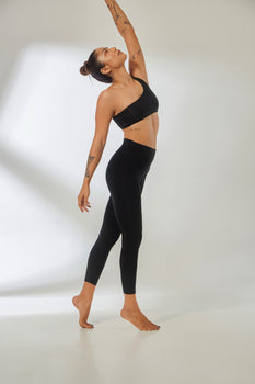 Aero One Shoulder Top Midnight Black