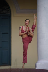 Flo Set Athletic Bra and Flared Yoga Pants Deco Rose