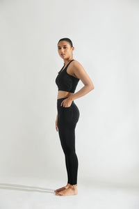 Flo Set Bra Top and Legging Midnight Black